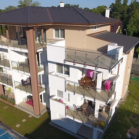 Laguna Beach Apartmanok Siófok Kültér fotó