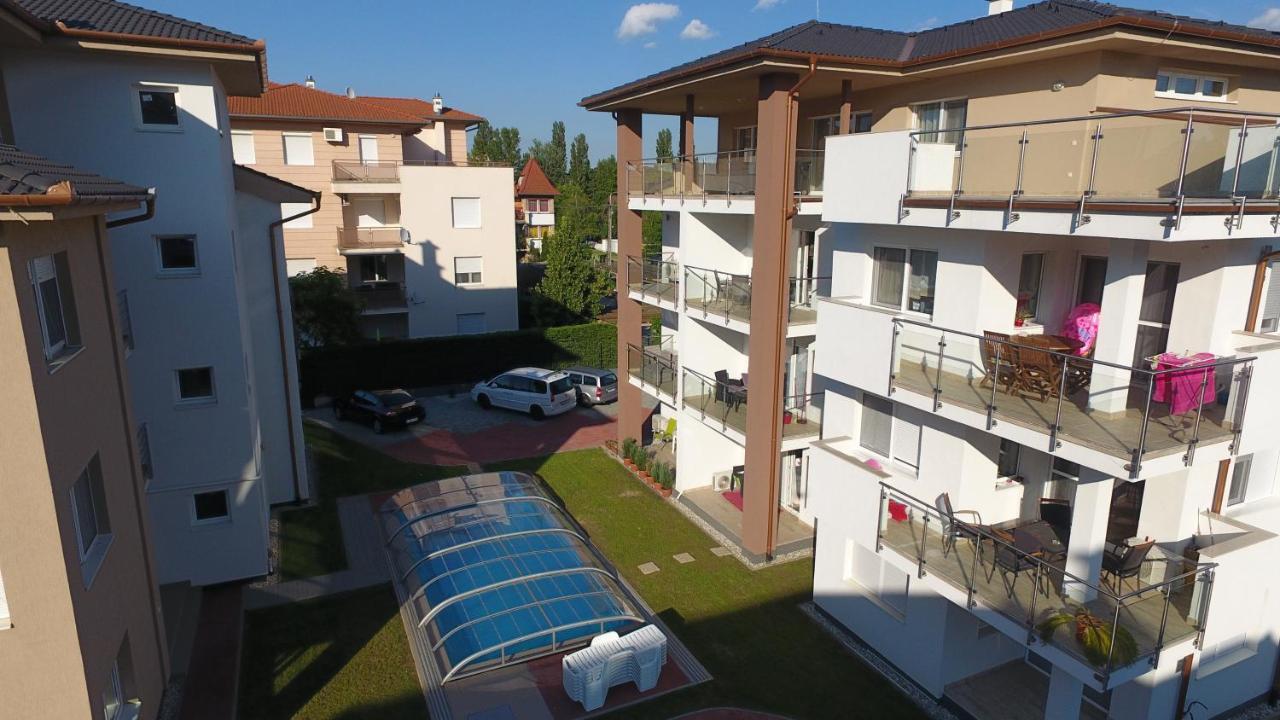 Laguna Beach Apartmanok Siófok Kültér fotó