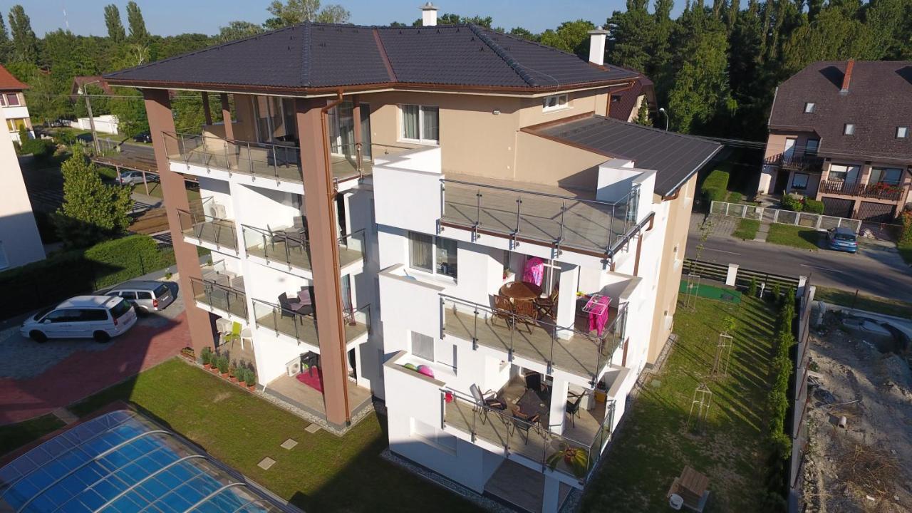 Laguna Beach Apartmanok Siófok Kültér fotó