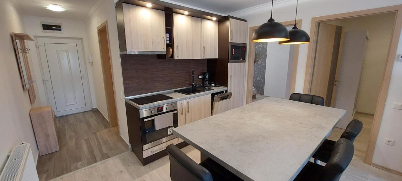 Laguna Beach Apartmanok Siófok Kültér fotó