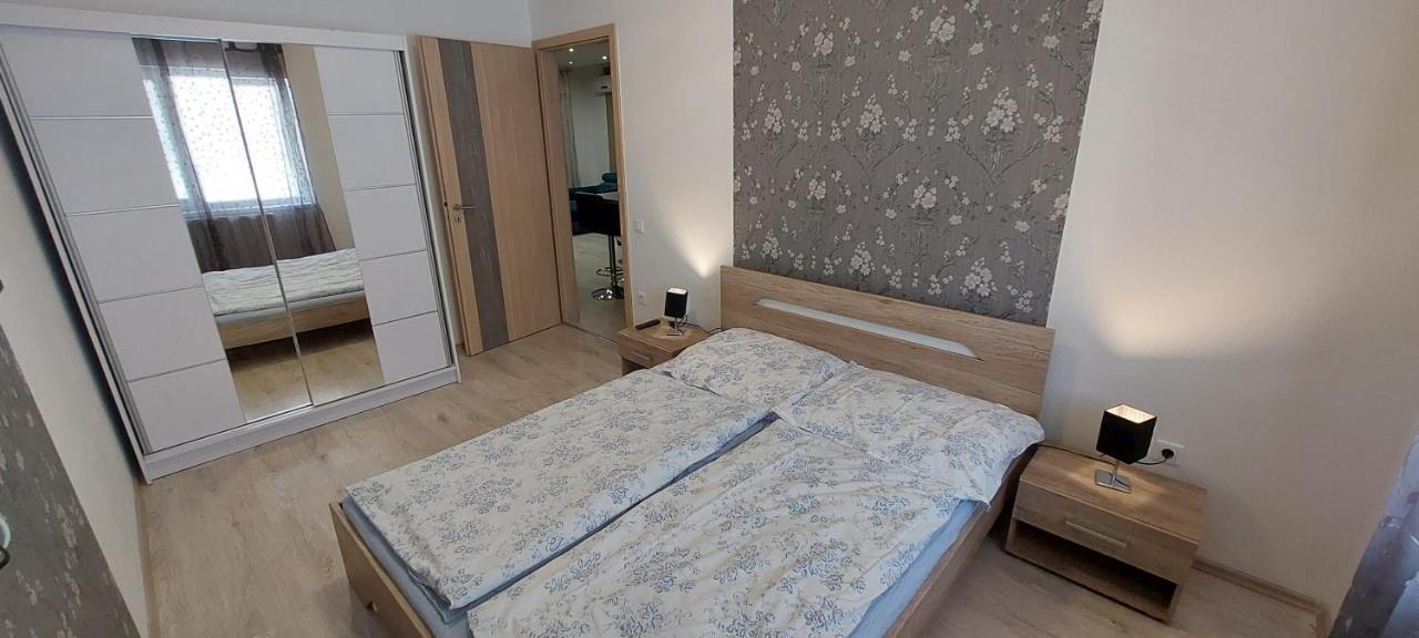 Laguna Beach Apartmanok Siófok Kültér fotó