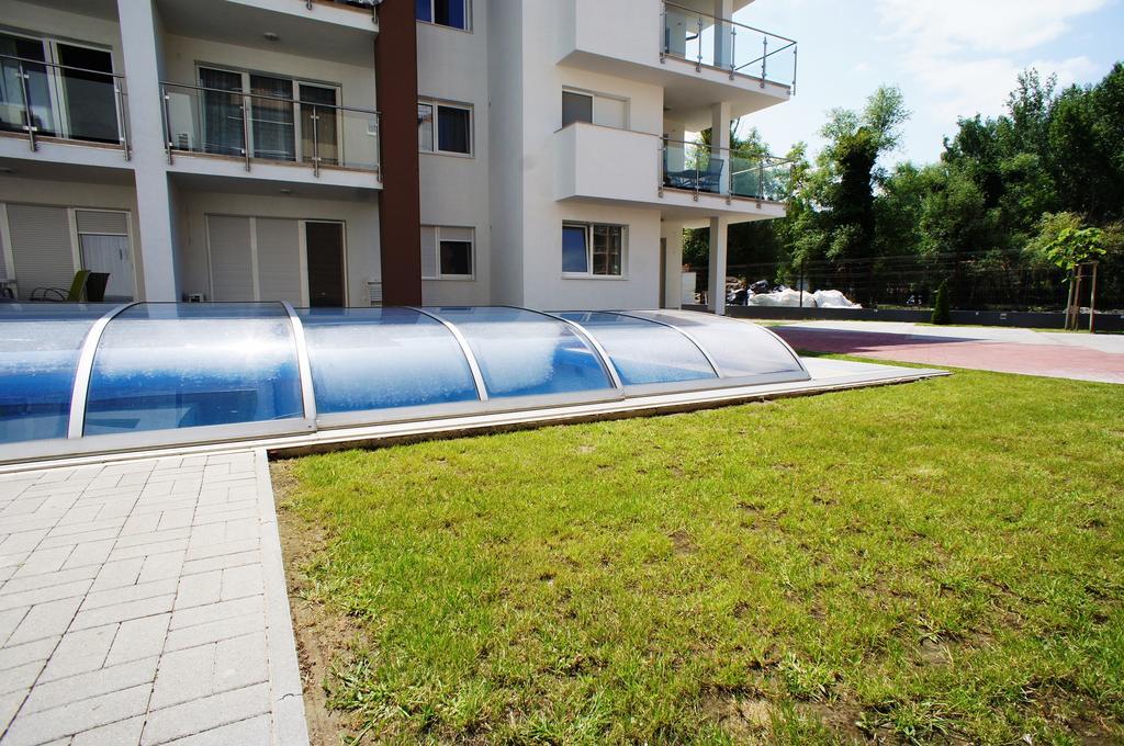 Laguna Beach Apartmanok Siófok Kültér fotó